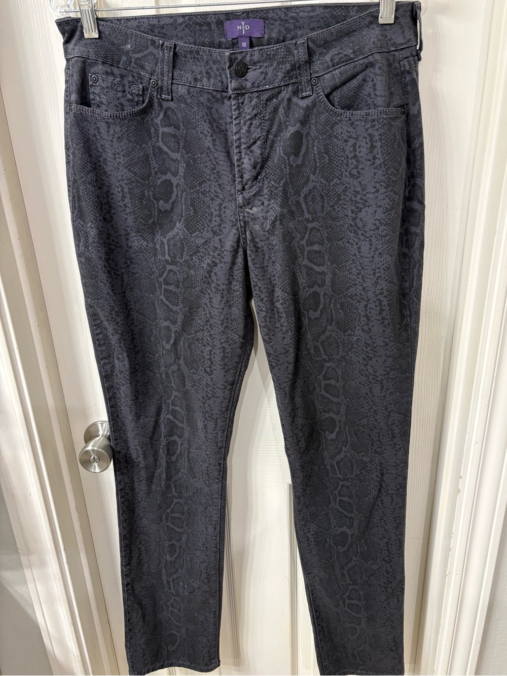 NYDJ STETCH SKIINY SNAKESKIN PRINT JEANS/ PANTS-sz 10